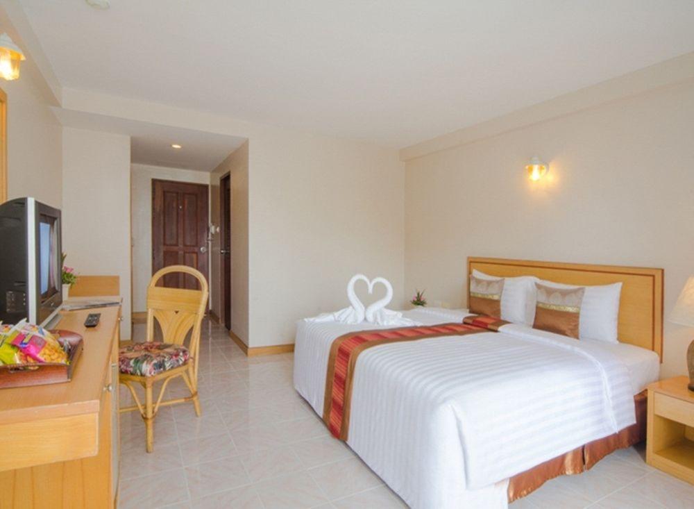 Eastiny Place Hotel Pattaya Ngoại thất bức ảnh