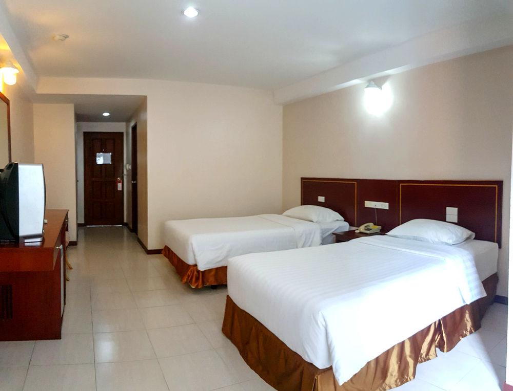 Eastiny Place Hotel Pattaya Ngoại thất bức ảnh