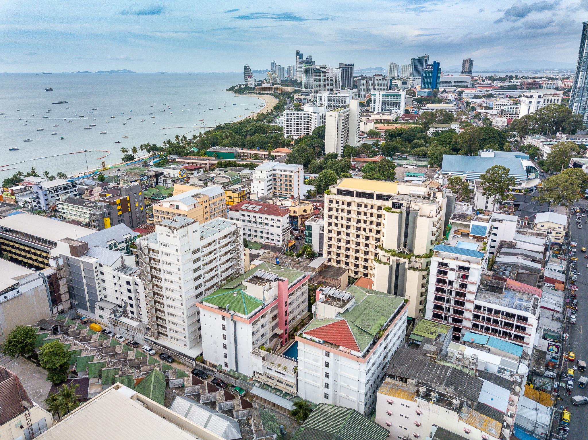 Eastiny Place Hotel Pattaya Ngoại thất bức ảnh