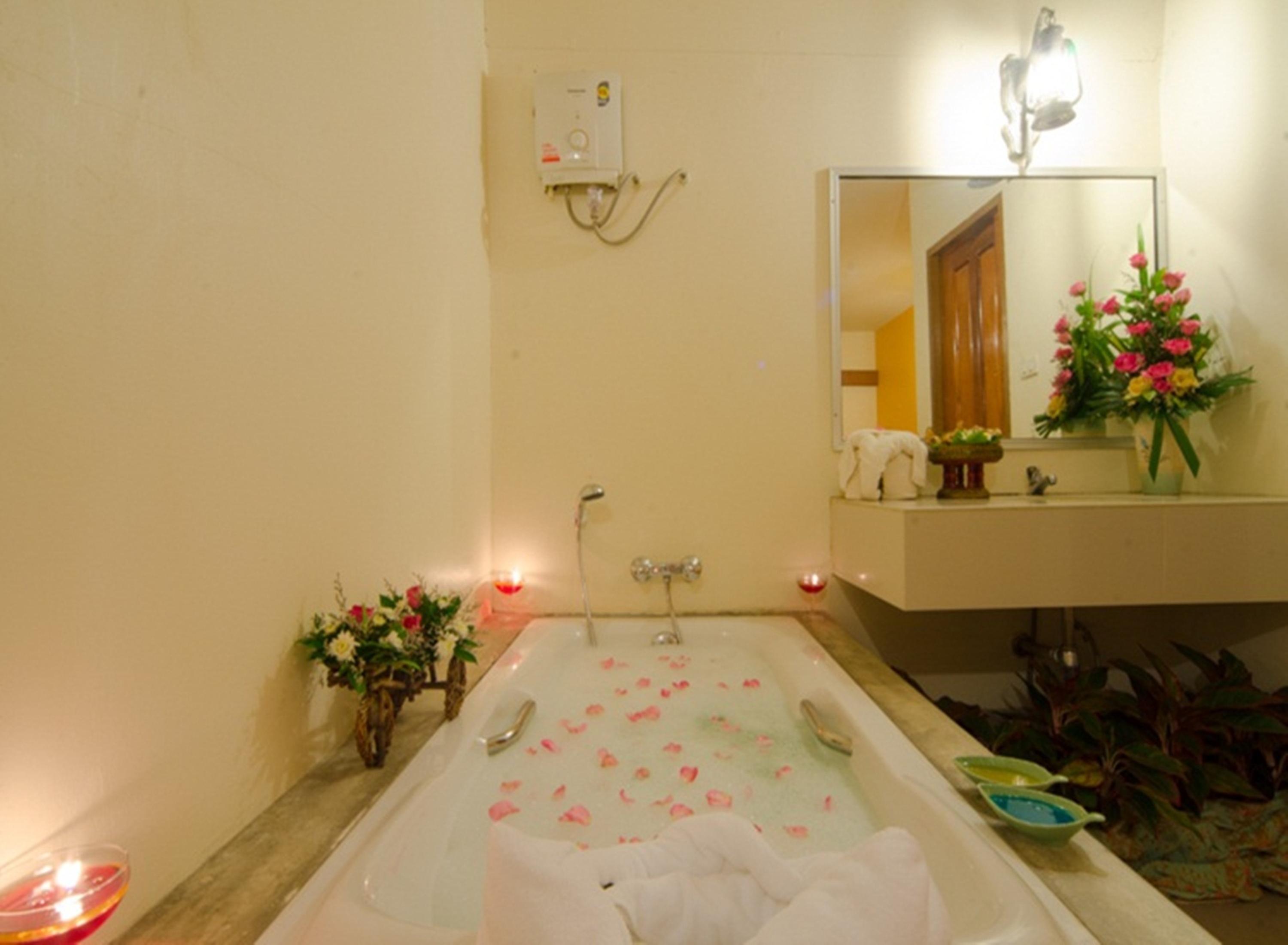 Eastiny Place Hotel Pattaya Ngoại thất bức ảnh
