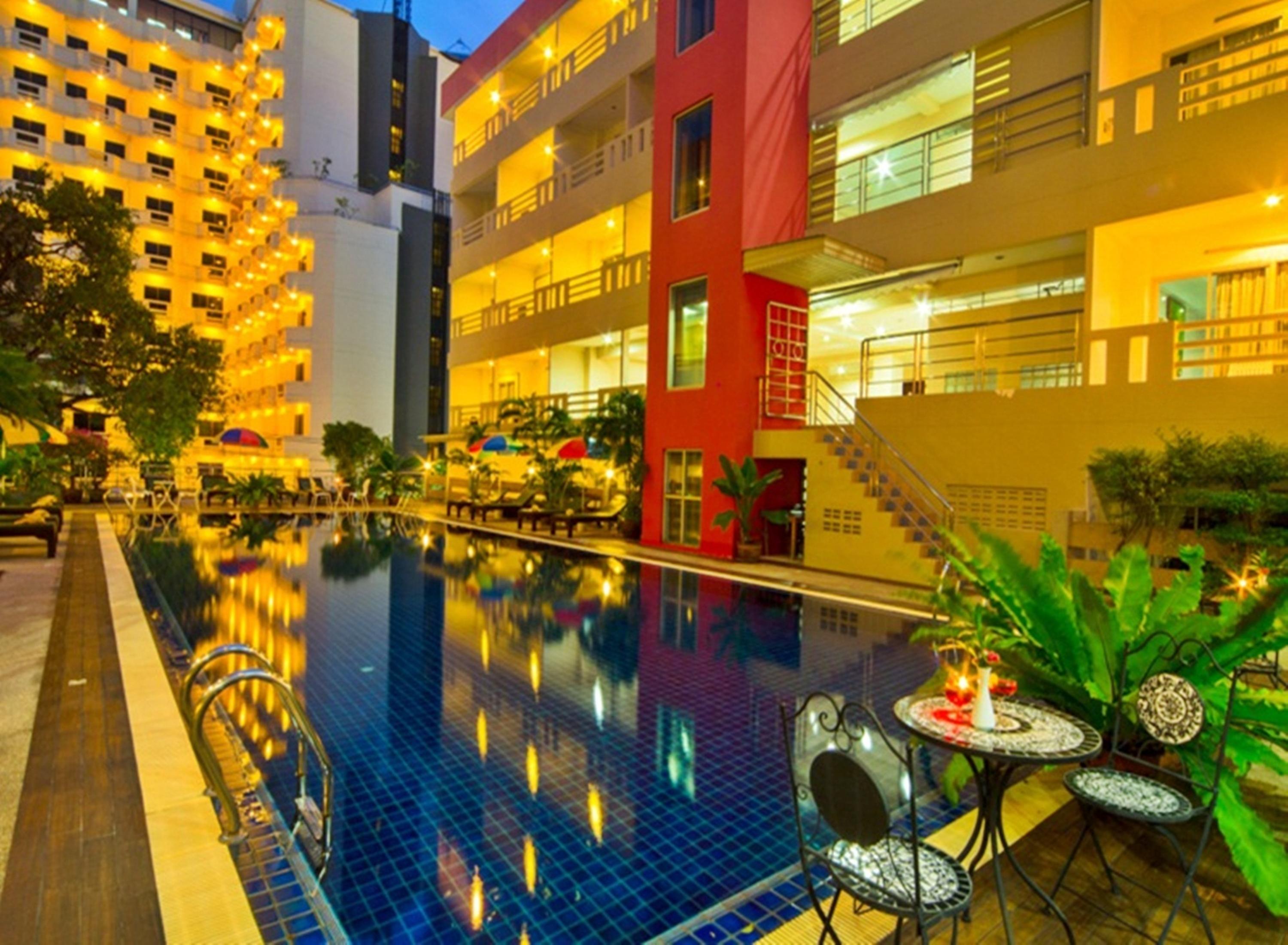 Eastiny Place Hotel Pattaya Ngoại thất bức ảnh