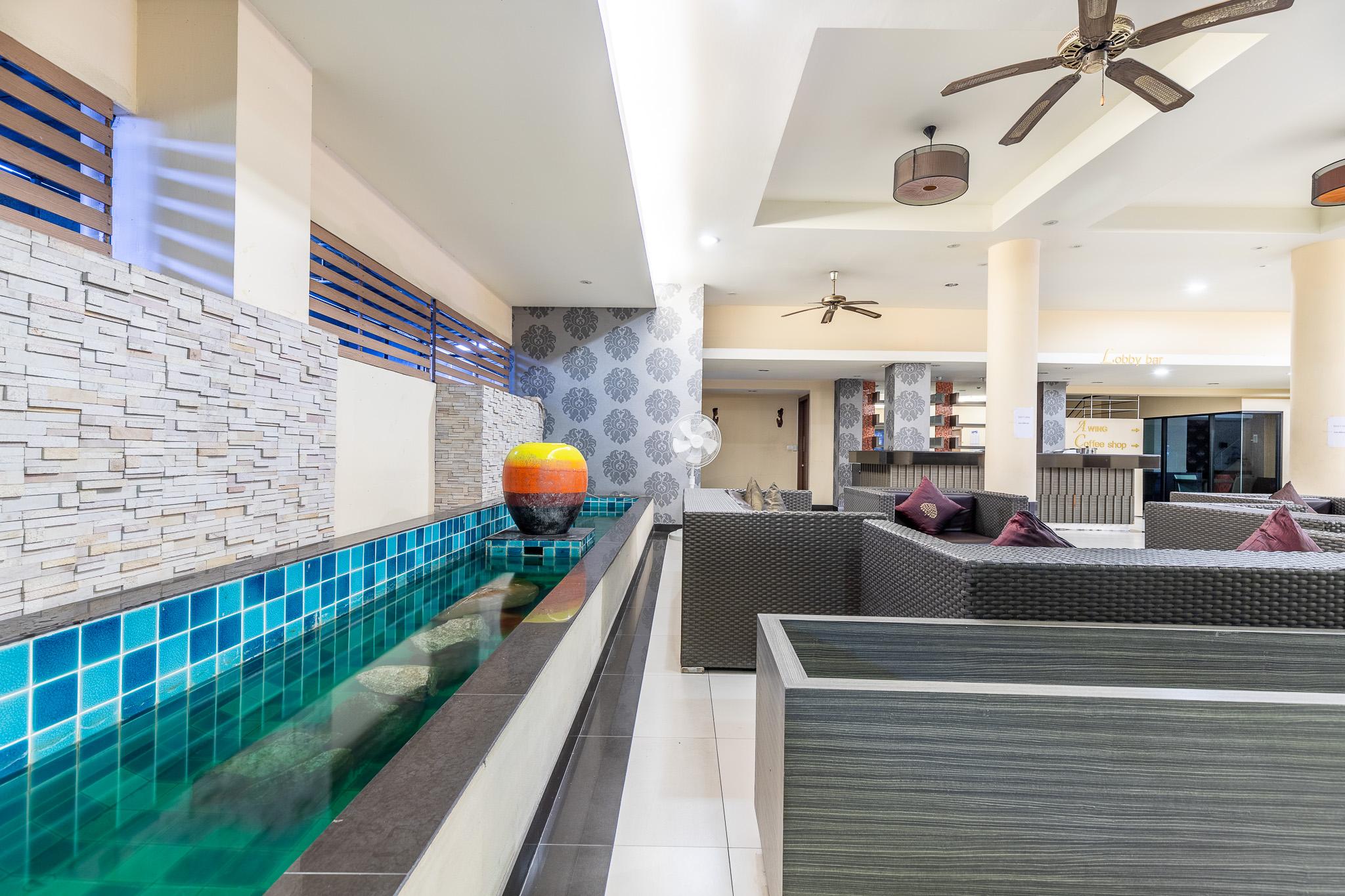 Eastiny Place Hotel Pattaya Ngoại thất bức ảnh