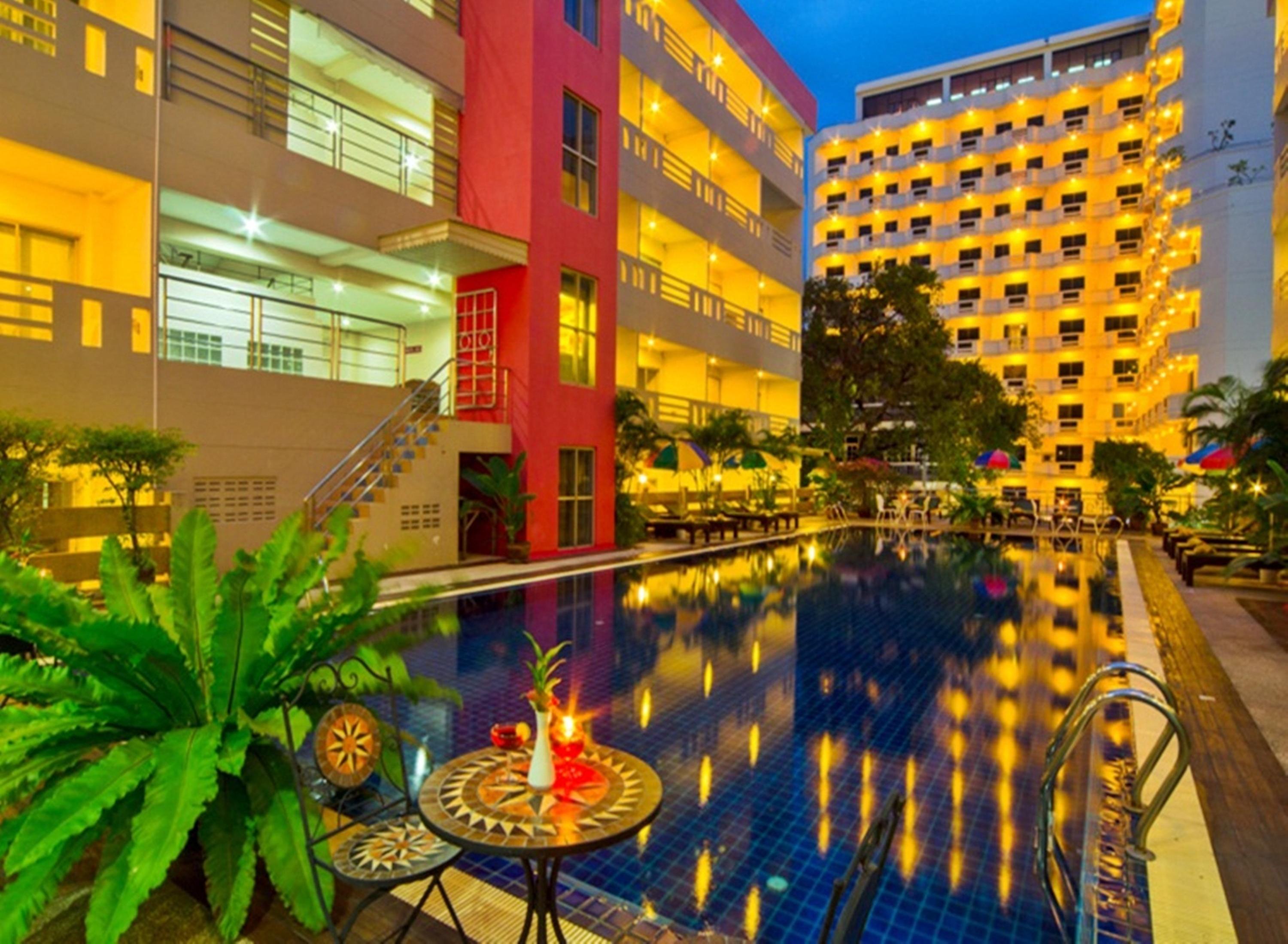 Eastiny Place Hotel Pattaya Ngoại thất bức ảnh