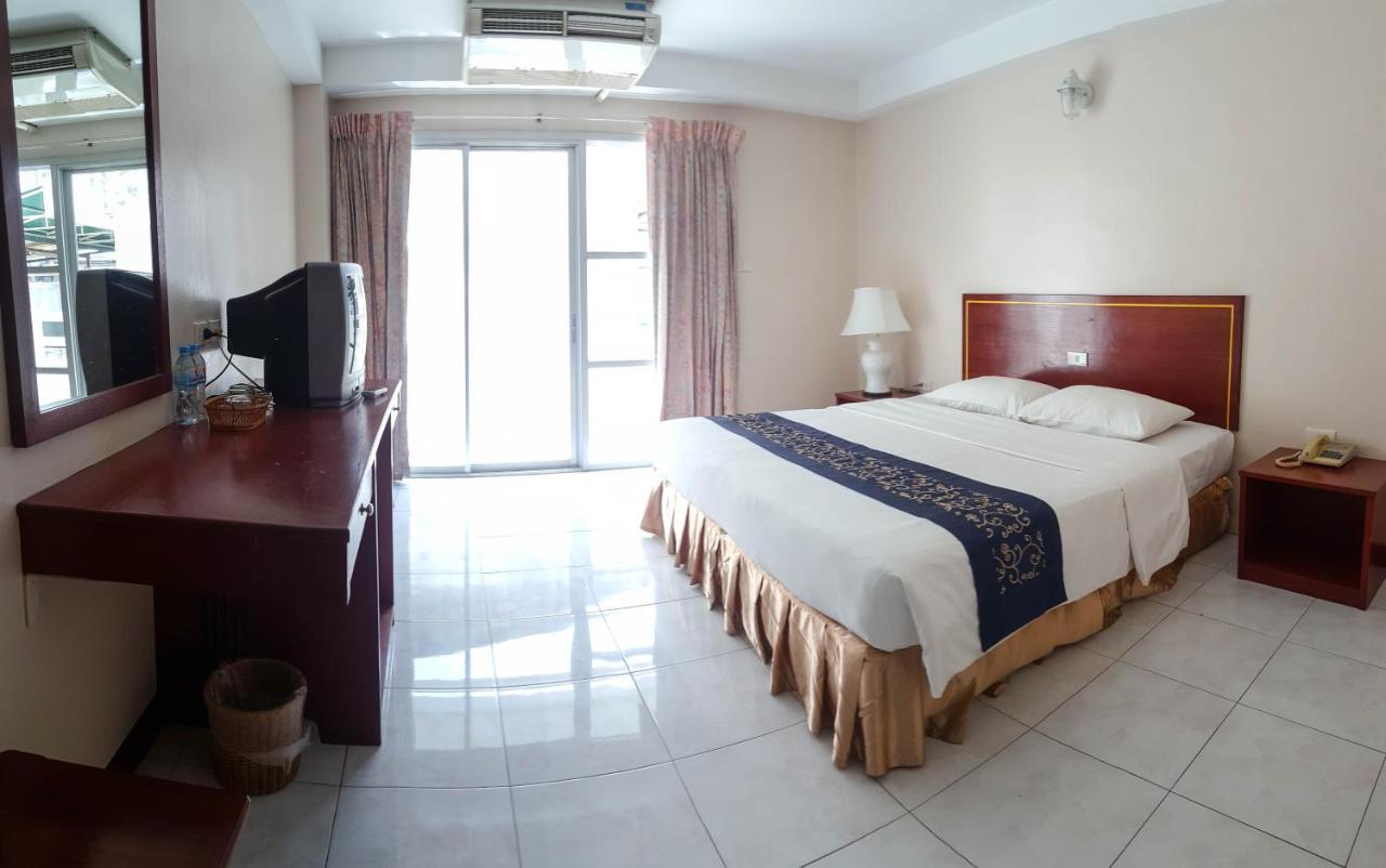 Eastiny Place Hotel Pattaya Ngoại thất bức ảnh